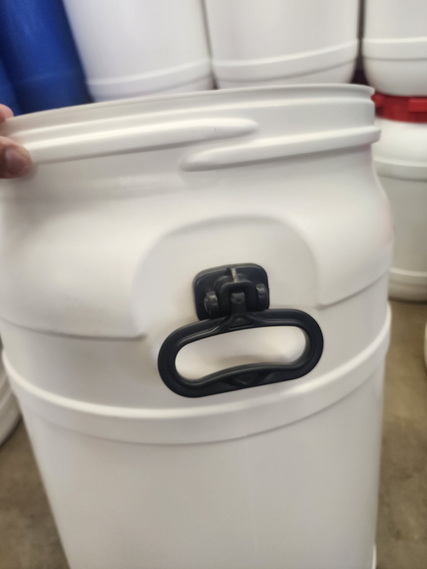 CURTEC 29.1 Gallon Screw Top Barrel