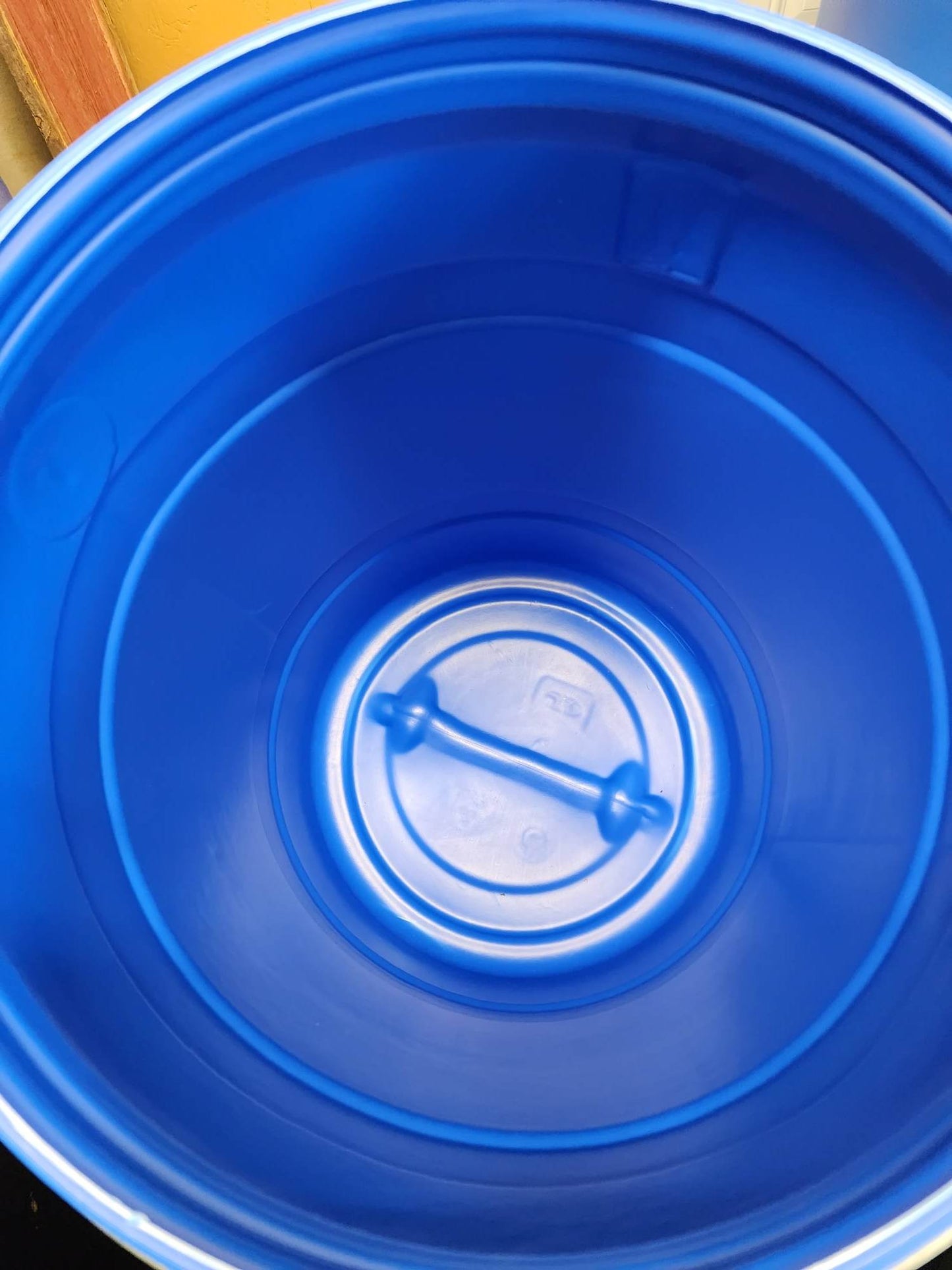 30 Gallon Blue Top Barrel